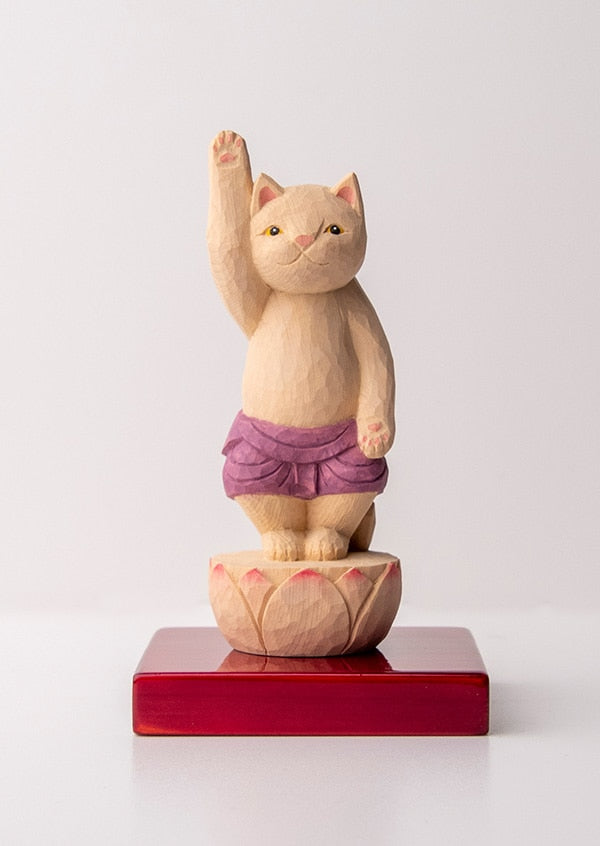 木彫りの誕生釈迦猫 袈裟を着た猫仏さま