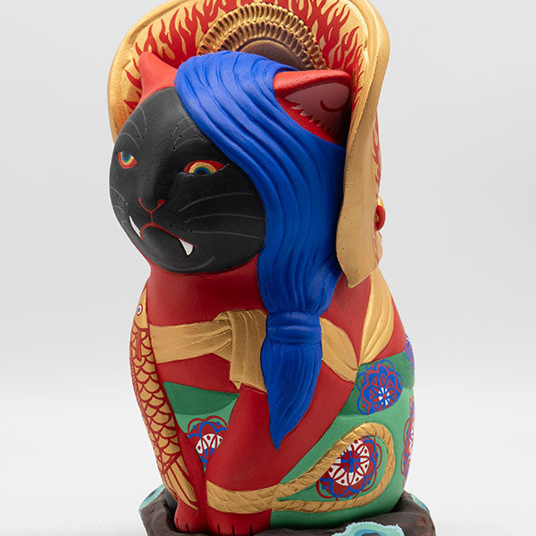 カオデカクン 不動明猫 台座付き 赤