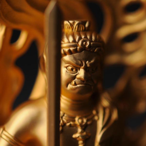 童子不動明王 - 総高16cm 純金メッキ 高岡銅器