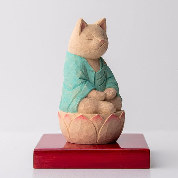 木彫りの座禅猫 袈裟を着た猫仏さま 薄水色