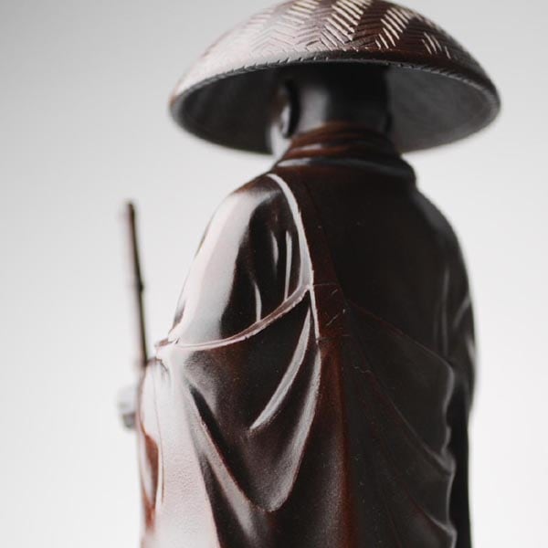 親鸞聖人 - 総高24cm 茶彩色 高岡銅器