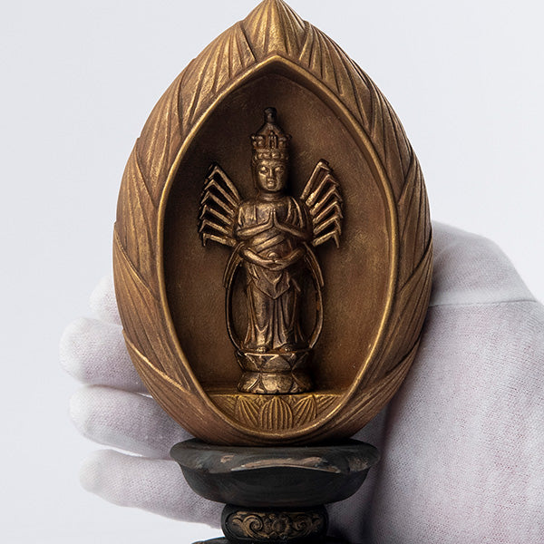 武将が愛した仏像 源義経 金銅千手観音菩薩立像