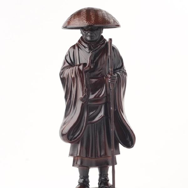 親鸞聖人 - 総高24cm　茶彩色　高岡銅器