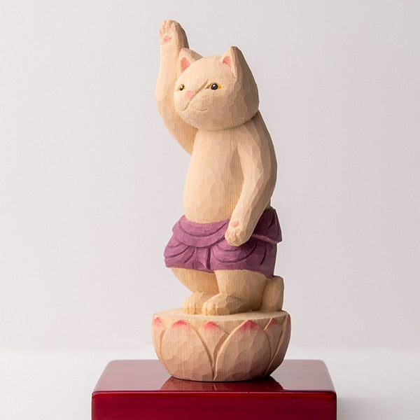 木彫りの誕生釈迦猫 袈裟を着た猫仏さま