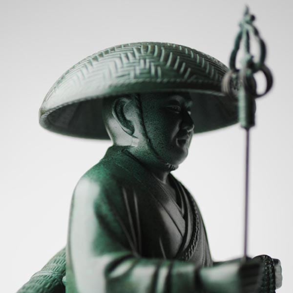 弘法大師（空海） - 総高24cm　青銅色　高岡銅器